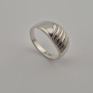 Vintage 925 Sterling Silver Signet Ring — Textured Design