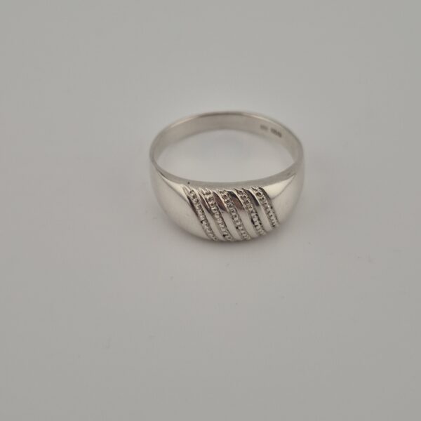 Vintage 925 Sterling Silver Signet Ring — Textured Design