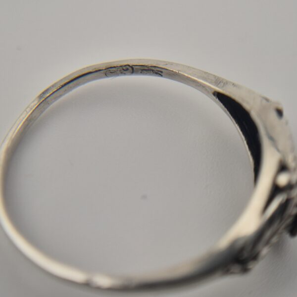 Vintage 925 Sterling Silver Ring — Floral Openwork Design