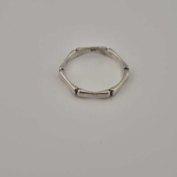 Vintage 925 Sterling Silver Ring — Geometric Link Design