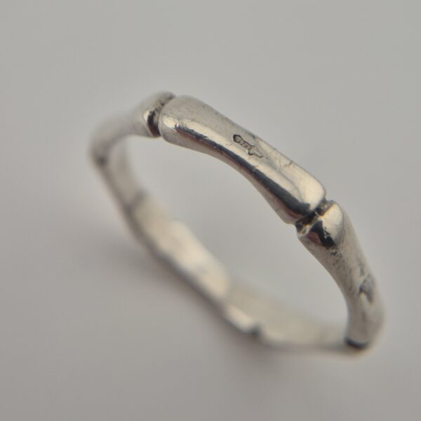 Vintage 925 Sterling Silver Ring — Geometric Link Design
