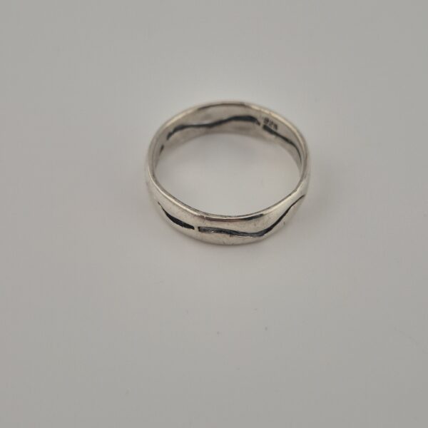 2026/07/12840-scaled.jpg Vintage 925 Sterling Silver Ring — Wave Openwork Design