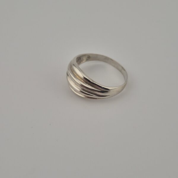 2026/07/13117-scaled.jpg Vintage 925 Sterling Silver Ring — Layered Design
