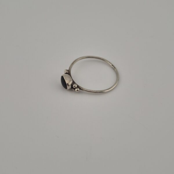 2026/07/15100-scaled.jpg Vintage 925 Sterling Silver Ring — Minimalist Black Onyx