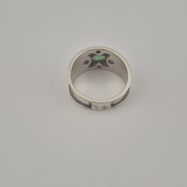Vintage 925 Sterling Silver Ring — Green Tourmaline