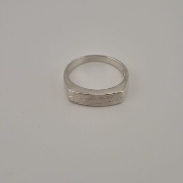 Vintage 925 Sterling Silver Signet Ring — Diagonal Lines