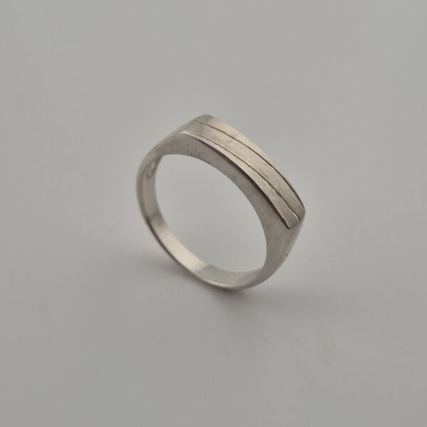 Vintage 925 Sterling Silver Signet Ring — Diagonal Lines