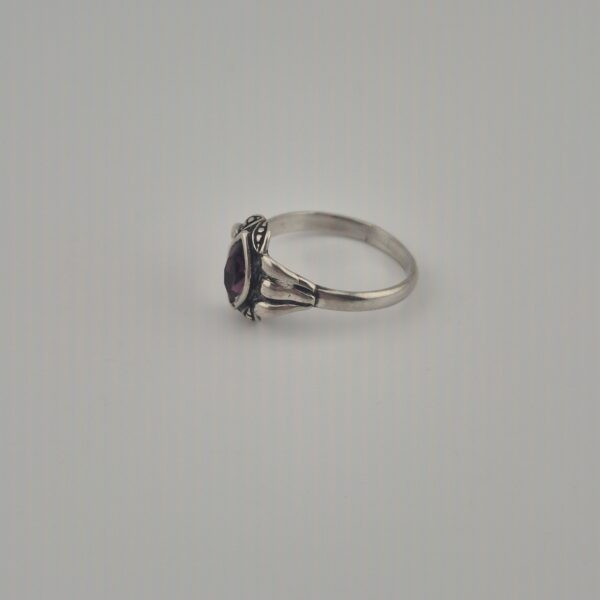 Vintage 925 Sterling Silver Ring — Amethyst