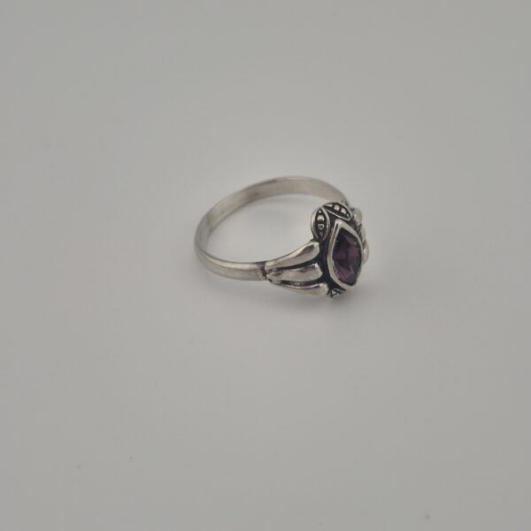 Vintage 925 Sterling Silver Ring — Amethyst