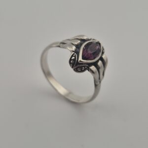 Vintage 925 Sterling Silver Ring — Amethyst