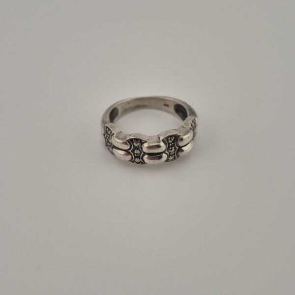 Vintage 925 Sterling Silver Marcasite Ring – Unique Design