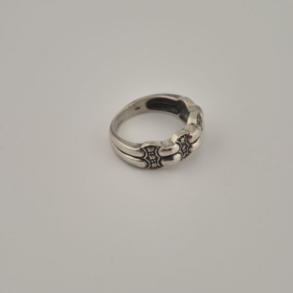 Vintage 925 Sterling Silver Marcasite Ring – Unique Design
