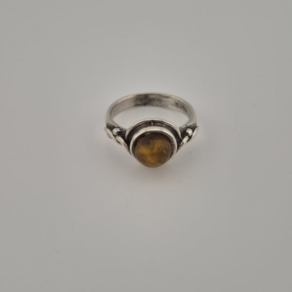 Vintage 925 Sterling Silver Ring with Natural Amber