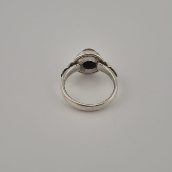Vintage 925 Sterling Silver Ring with Natural Amber
