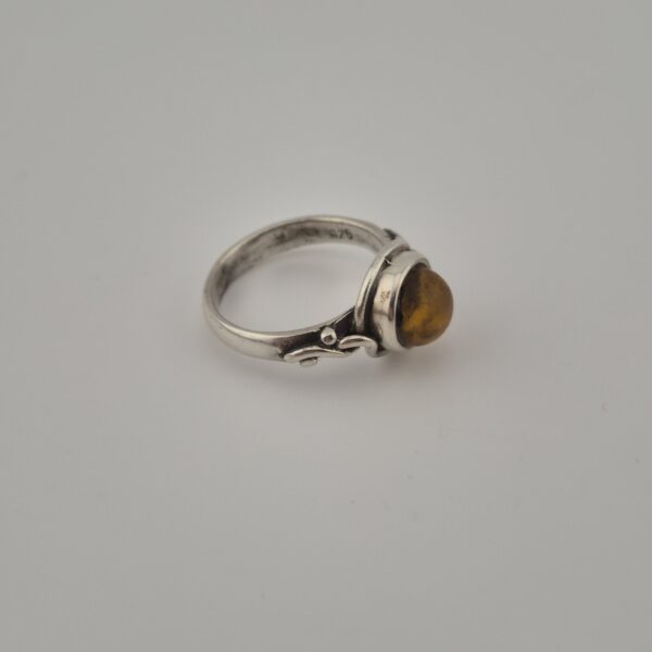 Vintage 925 Sterling Silver Ring with Natural Amber