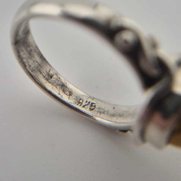 Vintage 925 Sterling Silver Ring with Natural Amber