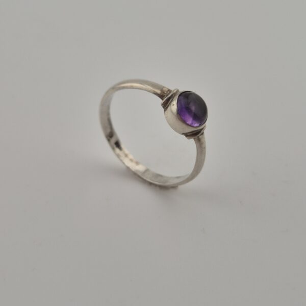 Vintage 925 Sterling Silver Ring with Natural Amethyst
