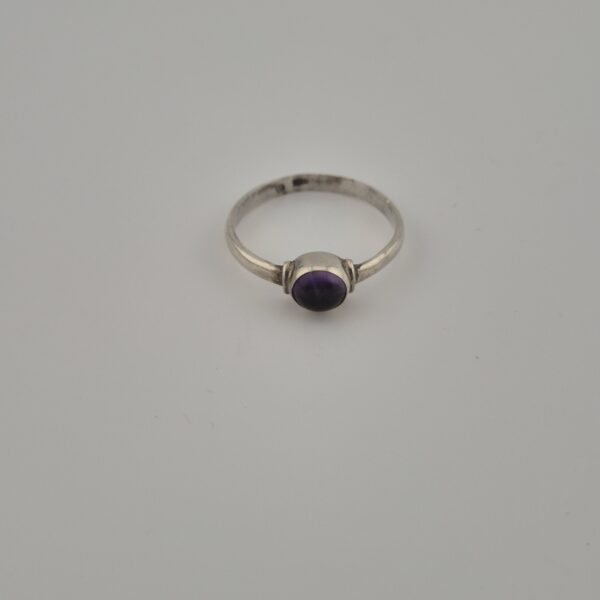 Vintage 925 Sterling Silver Ring with Natural Amethyst