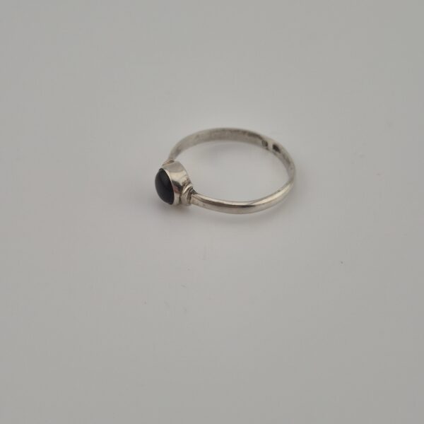 Vintage 925 Sterling Silver Ring with Natural Amethyst