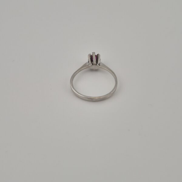 Vintage 925 Sterling Silver Ring with Faceted Amethyst