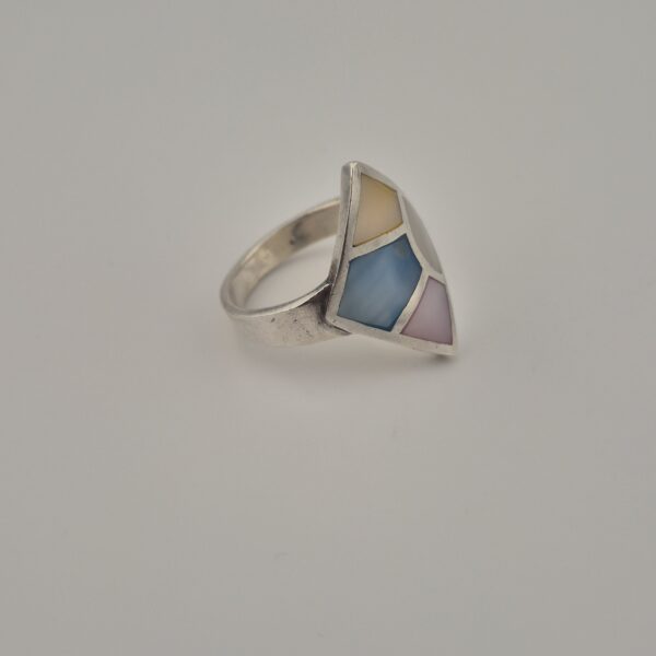Vintage 925 Sterling Silver Multicolor Mother of Pearl Inlay Ring