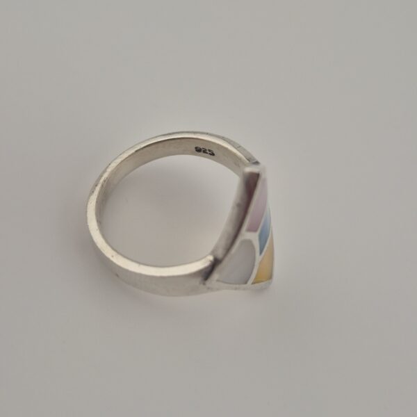 Vintage 925 Sterling Silver Multicolor Mother of Pearl Inlay Ring