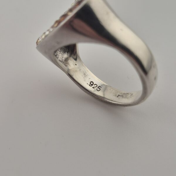Vintage 925 Sterling Silver Mother of Pearl & Zirconia Ring