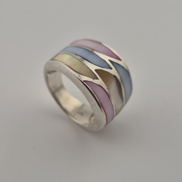 Vintage 925 Sterling Silver Mother of Pearl Inlay Ring